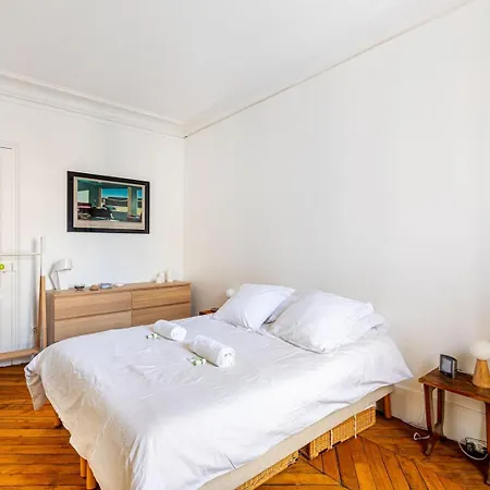 شقة Guestready - Parisien Dans Le 10eme